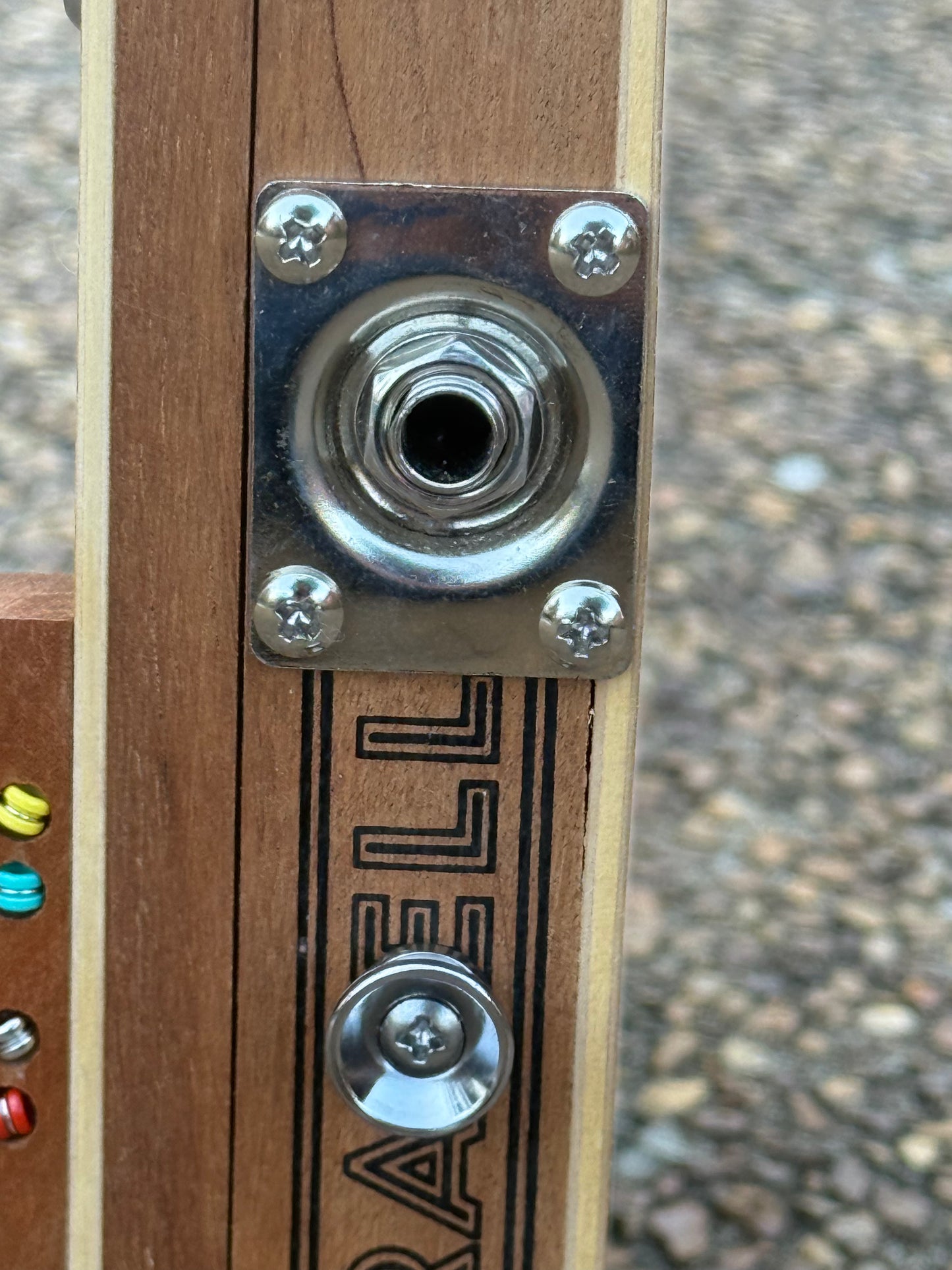 Cigar Box Guitar (standard)
