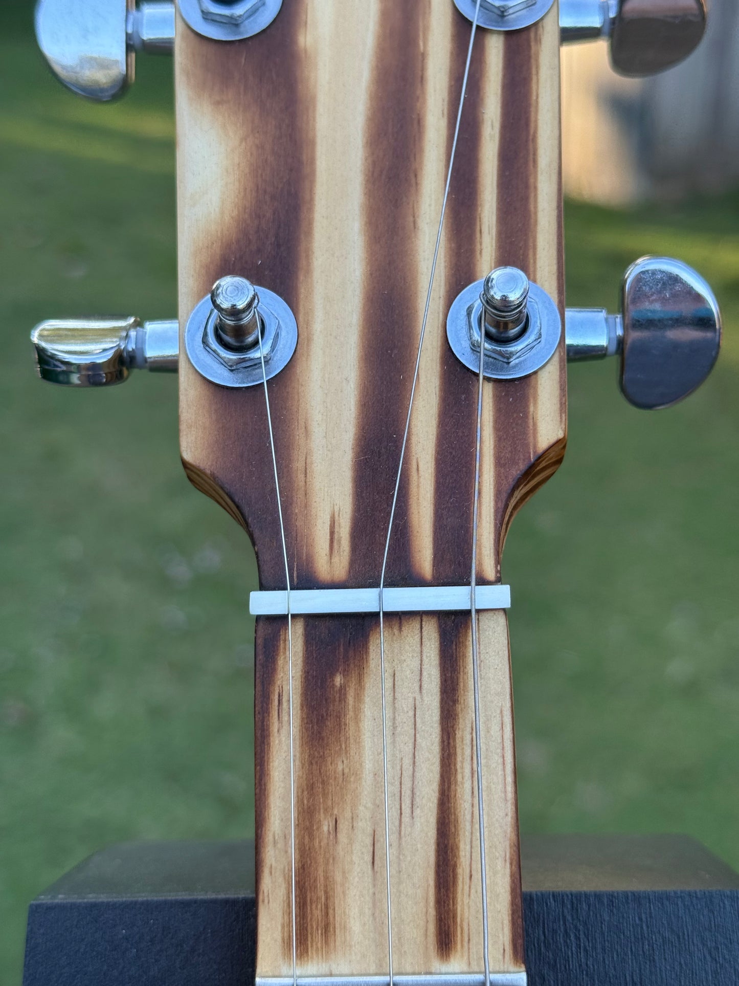 Box Dulcimer (Resonator Style)