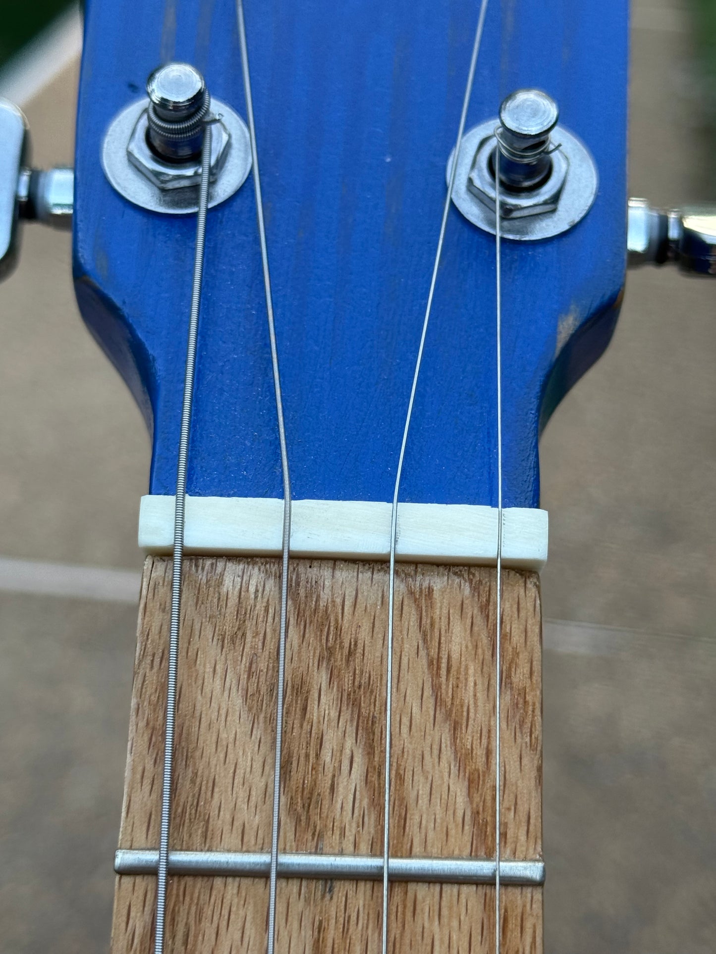 License Plate Resonator